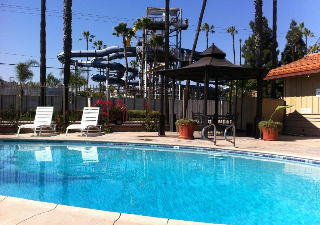 Days Inn | Northwest Anaheim