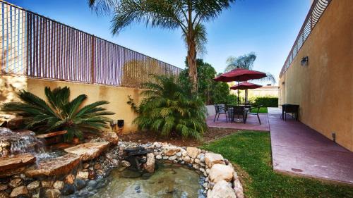 Ontario Airport Inn | North Hollywood