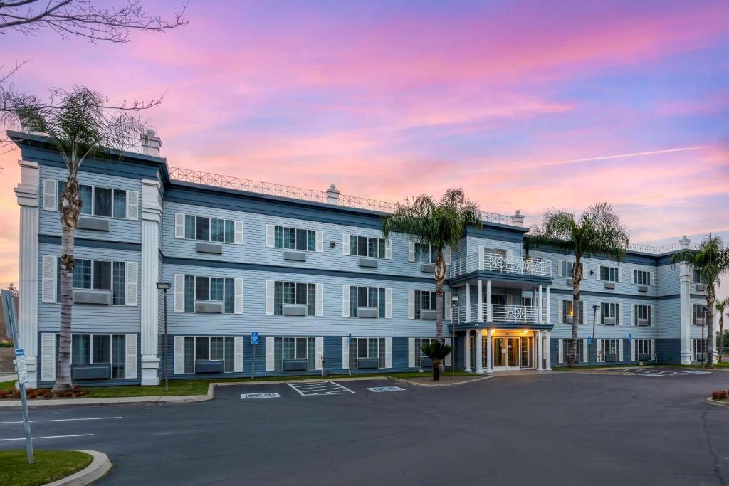 Selma Hotel | Best Western Colonial Inn