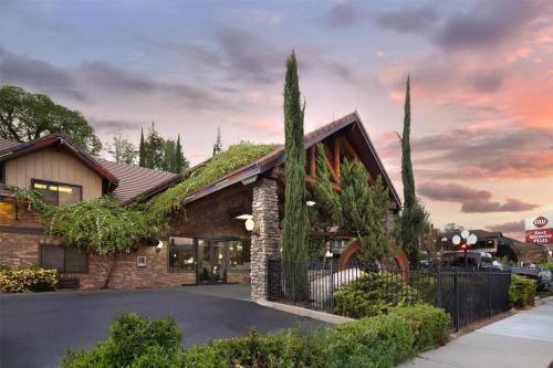 Yosemite Gateway Inn | Oakhurst