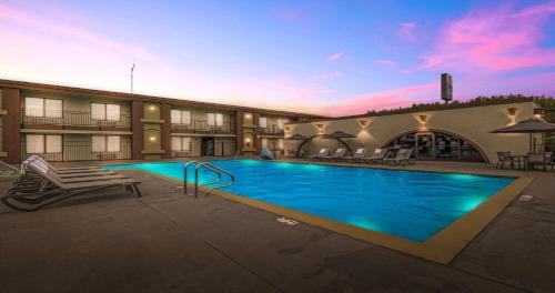 Roseville Inn | Folsom Road