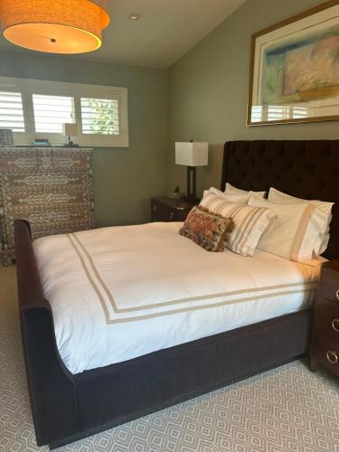The Flats House | Beverly Hills Luxury Suite