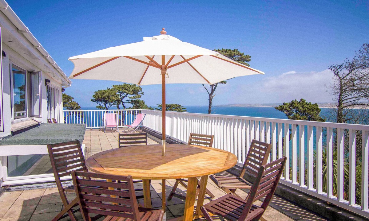 Carbis Bay House | Birdsong St Ives. Detached Reverse Level Family Garden Home Stunning Sea Views