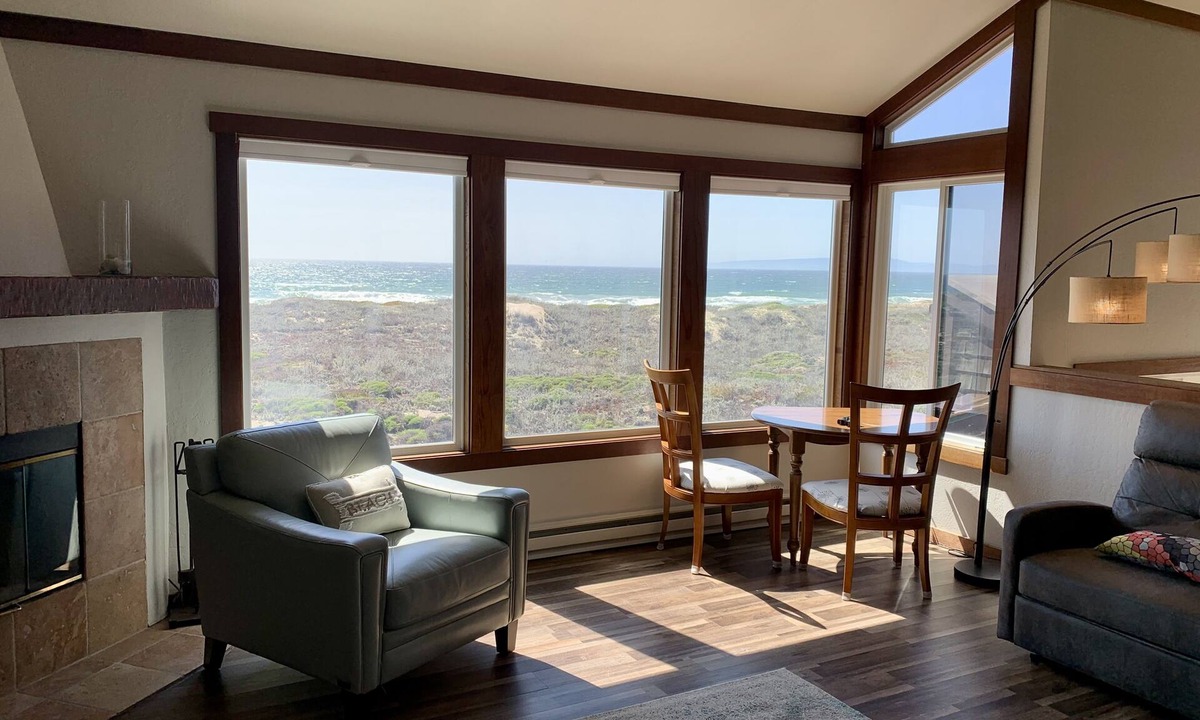 Castroville House | Blue Diamond@Monterey Dunes OCEANFRONT 3bed/3bath-sleeps 7 nMonterey/Santa Cruz