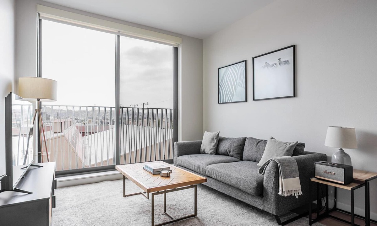 Chinatown Apartment | Blueground | Chinatown, view, nr Walt Disney Concert Hall