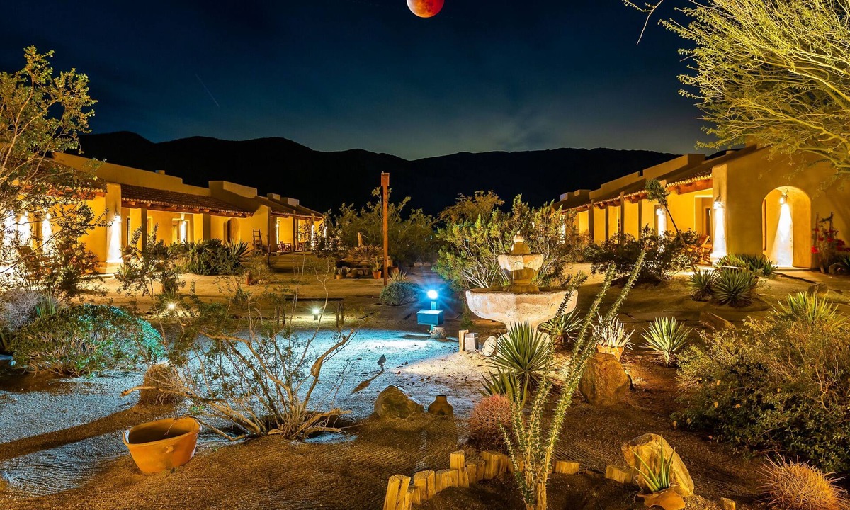 Borrego Springs Bed & Breakfast | Borrego Valley Inn