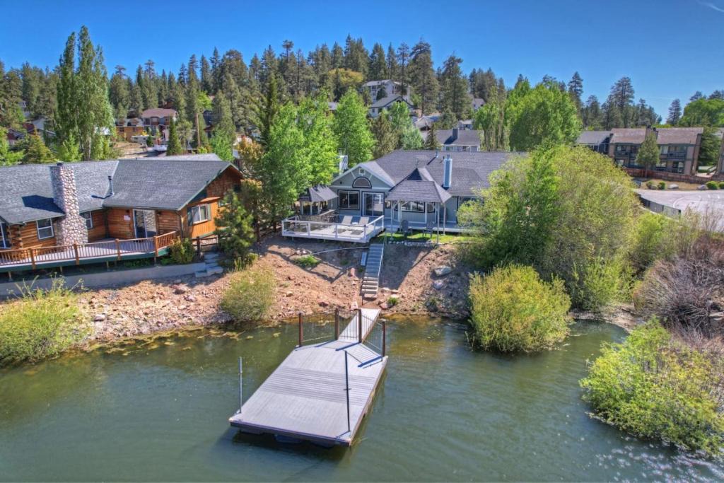 Boulder Bay House | Boulder Bay Waterfront Breeze