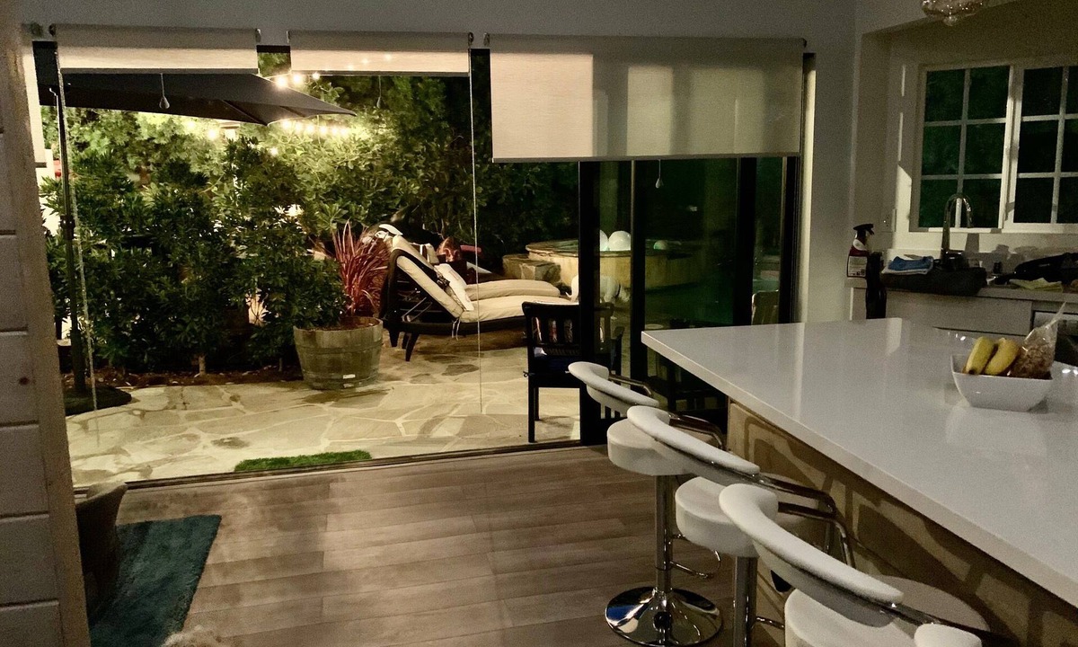 Westchester Apartment | Brand new casita w/all amenities of a lg home incldg salt water pool & jacuzzi!