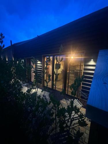 Eckington House | Bramble Cottage