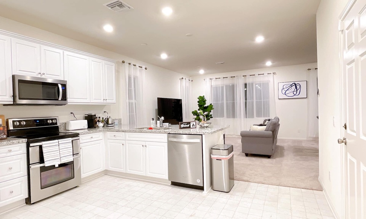 Chino House | Brand new house great for Large or multi Families