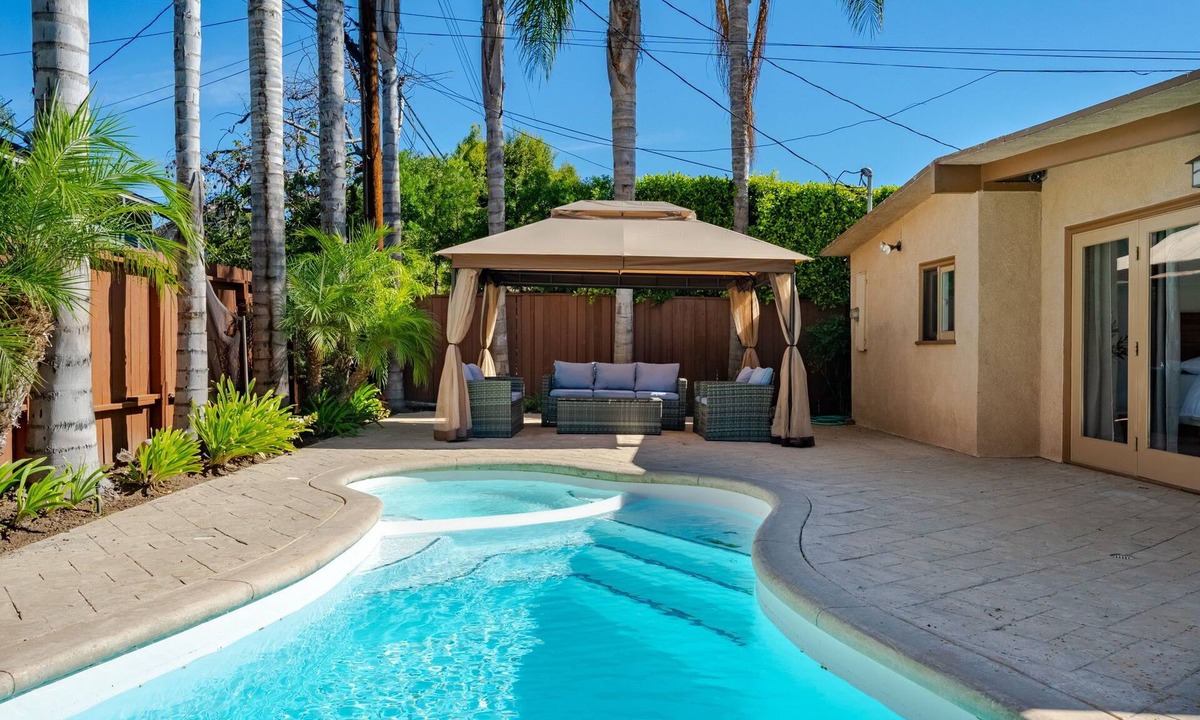 Brentwood House | Brentwood Pool/Spa Home Close to Everything!