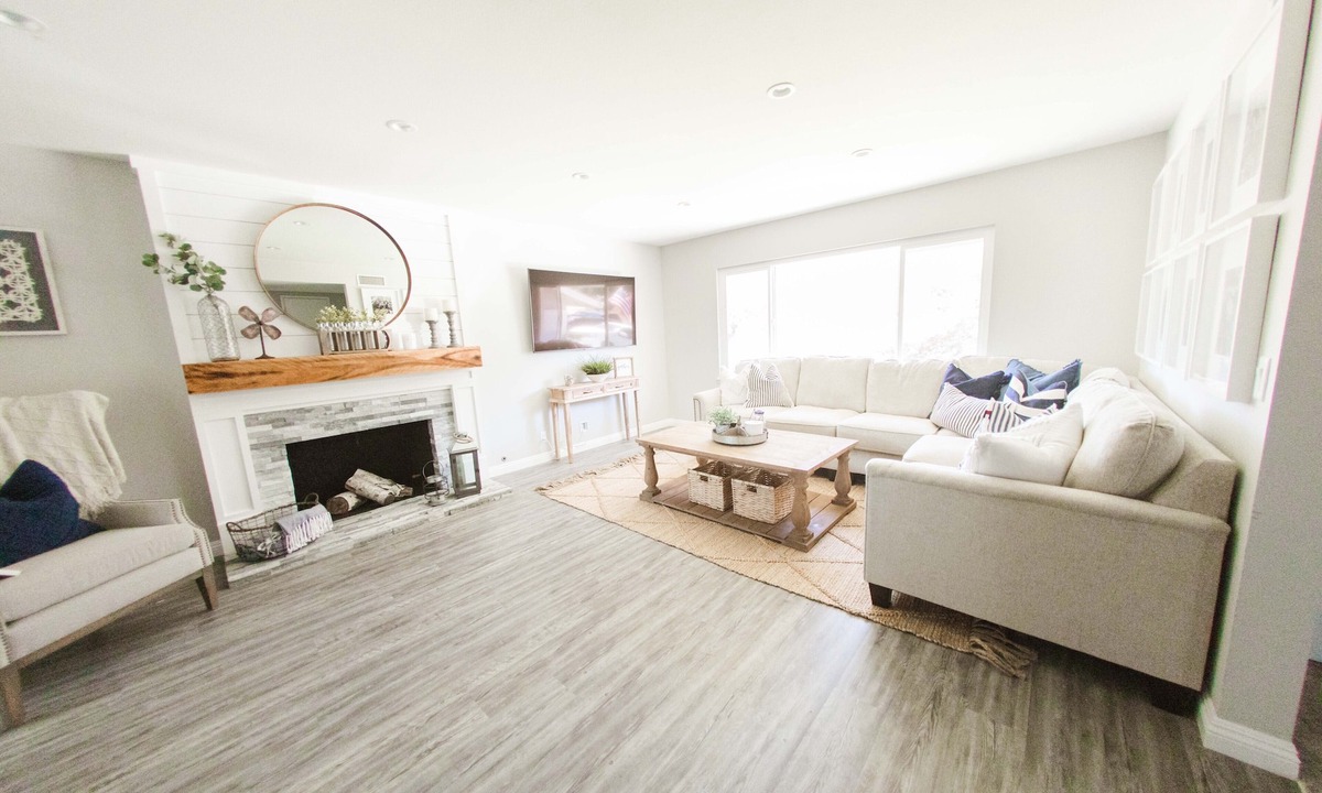 Anaheim Hills House | Bright and Fresh 5 bedroom Home