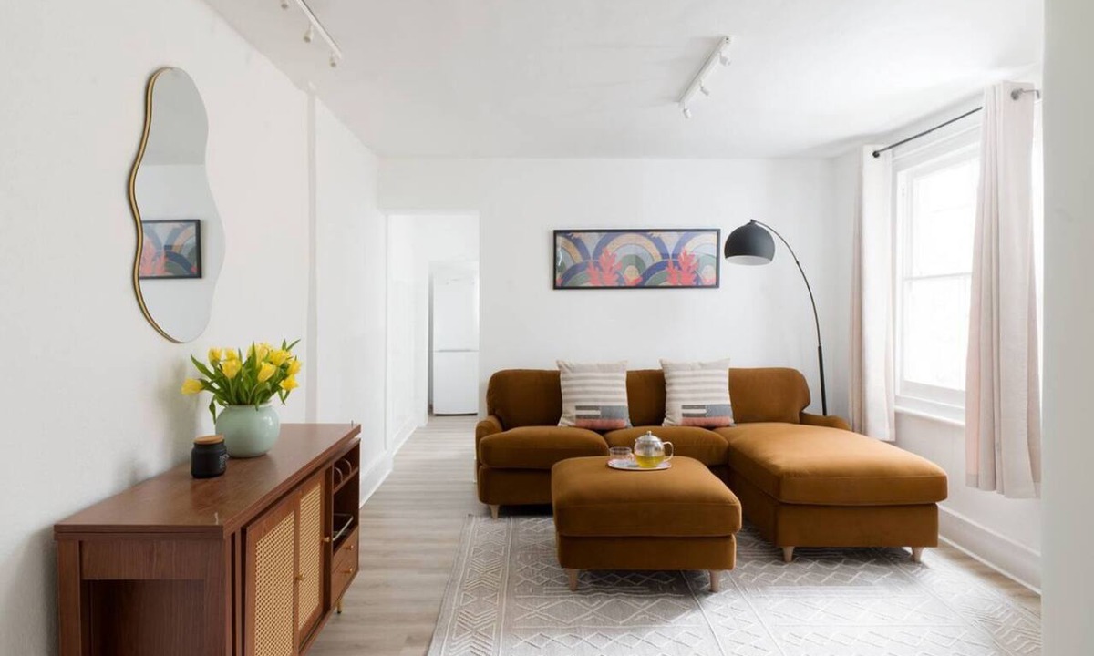 Addison Apartment | Brook Green stylish 2 bed