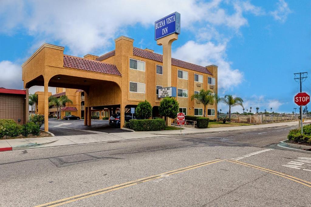 Northwest Anaheim Hotel | Buena Vista Inn