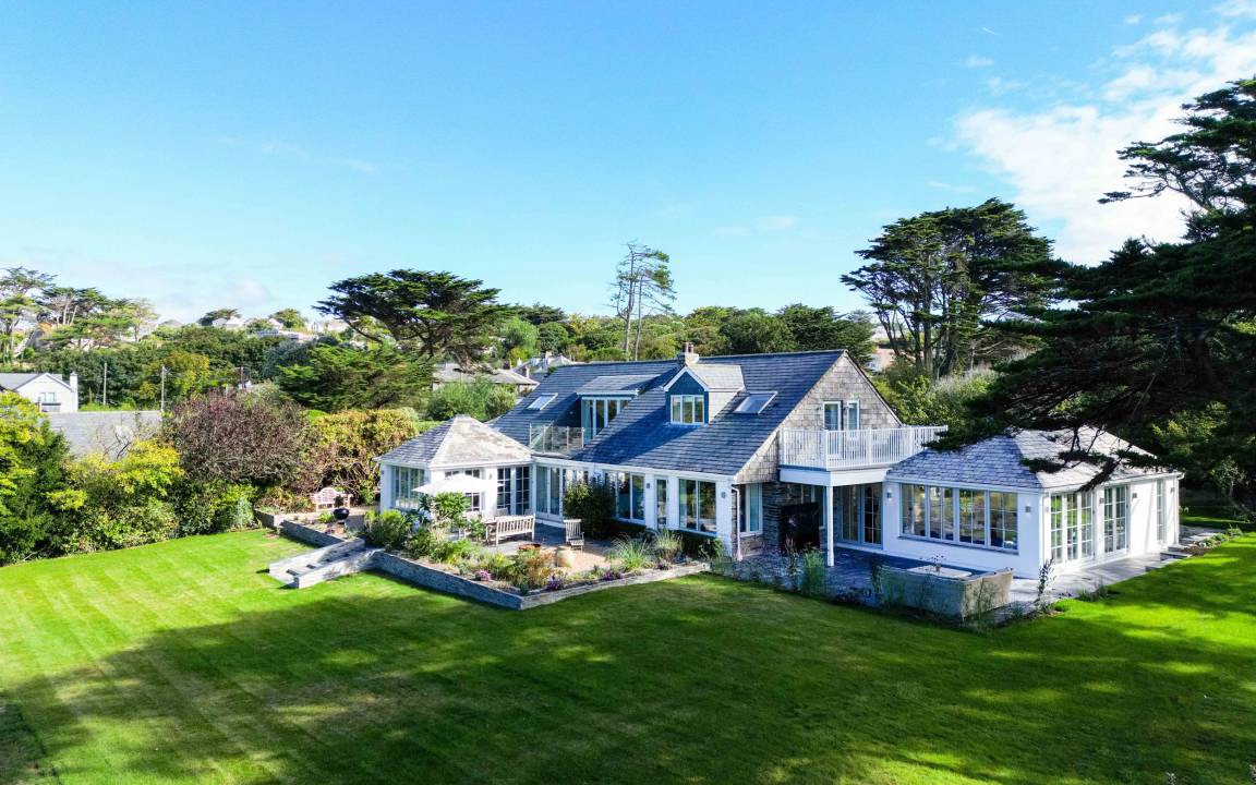 Trebetherick Cottage | Cabin ∙ 5 bedrooms ∙ 10 guests