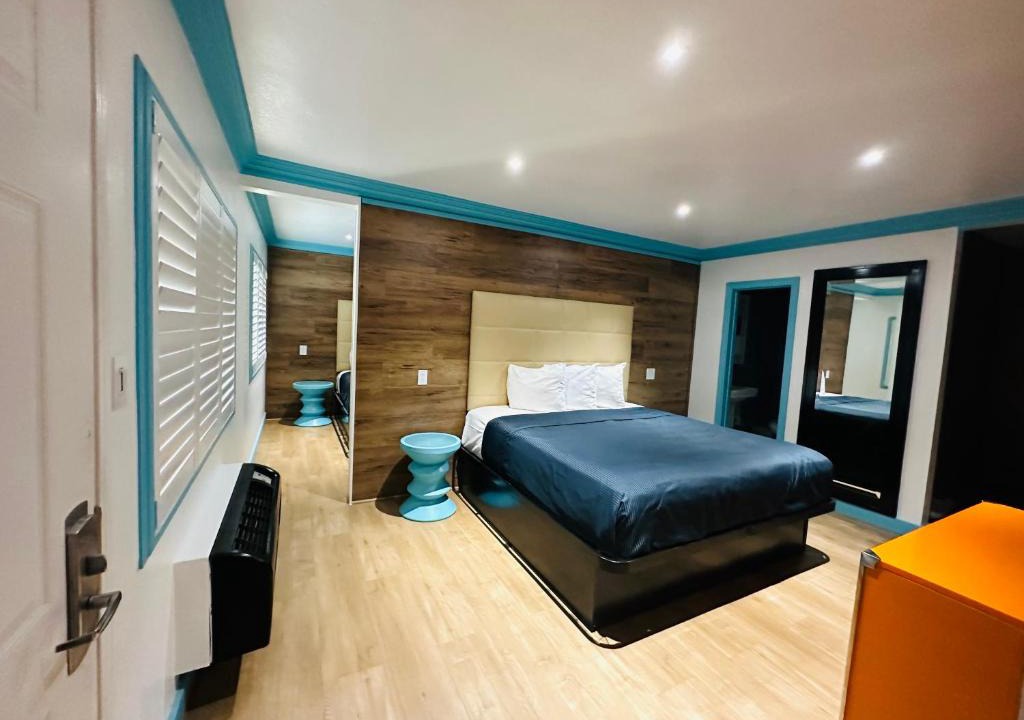 Whittier Hotel | Casa Blanca Inn - Whittier, Los Angeles