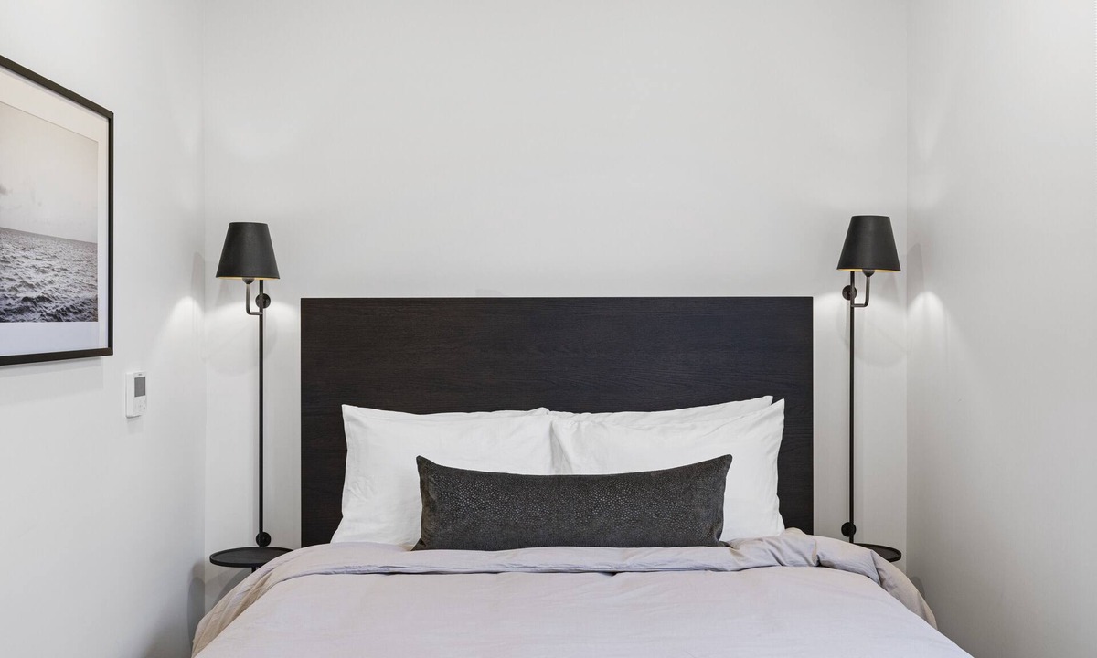 Laguna Apartment | Casa Jardin Unit 5-Boutique Suite in Downtown Santa Barbara