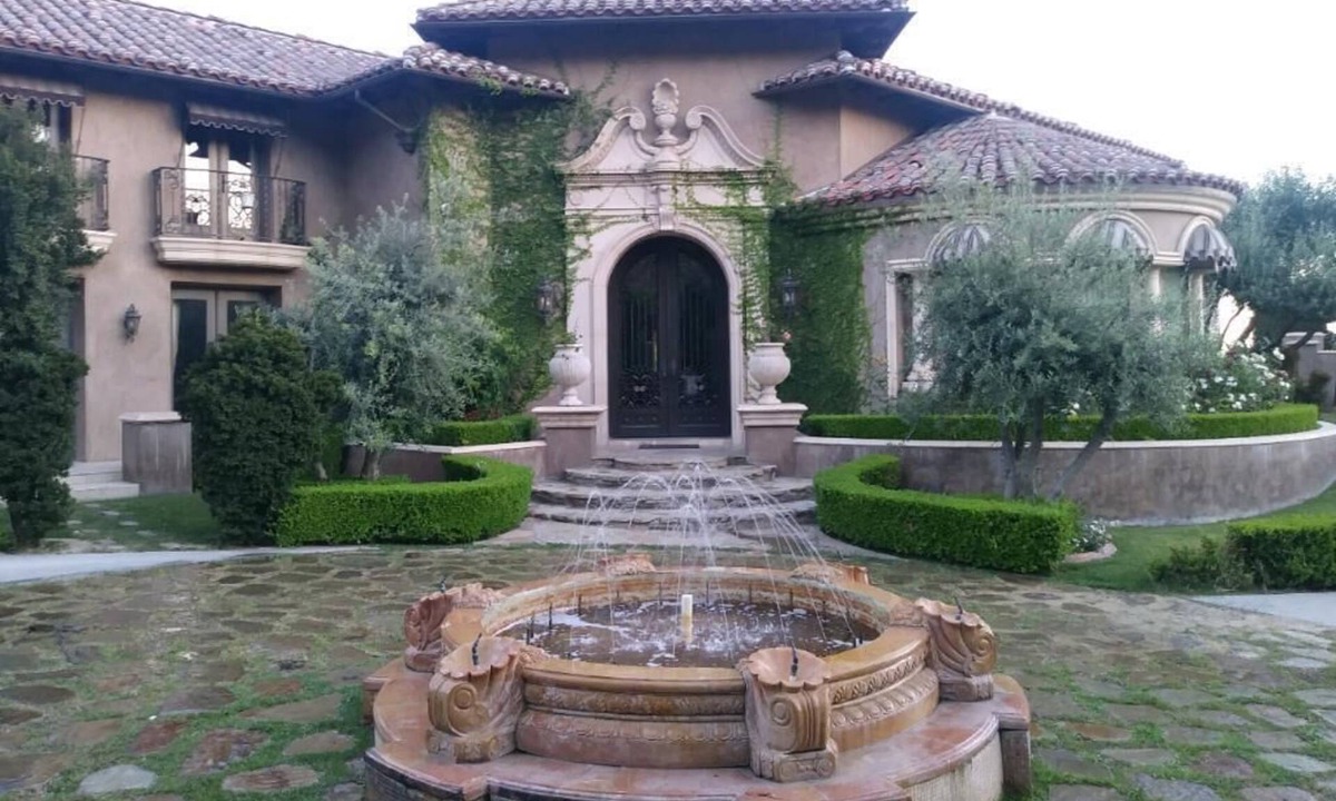Whittier House | CASA VALENTINA-Beautiful Villa Estate