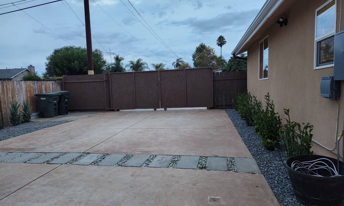 Central Escondido Cottage | Charming 1-bedroom cottage in Escondido's Historic District with AC and more!