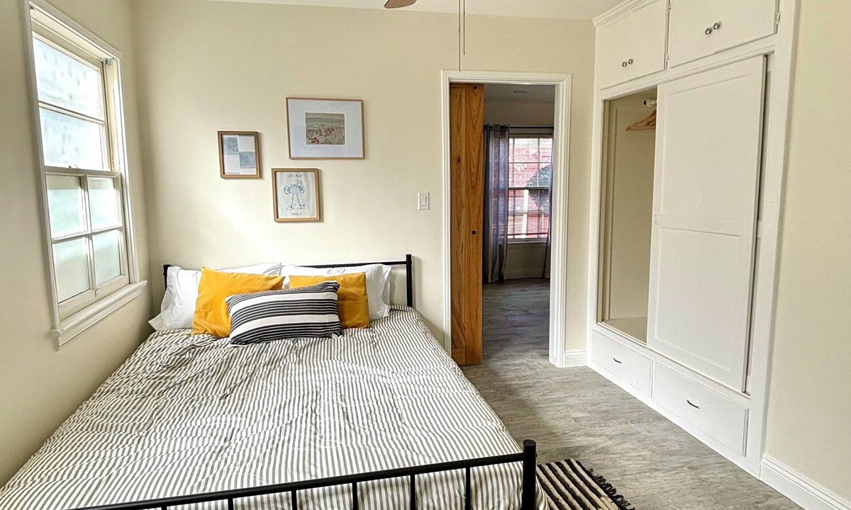 Mar Vista House | Charming 1-bedroom house in welcoming Los Angeles with laundry in-unit