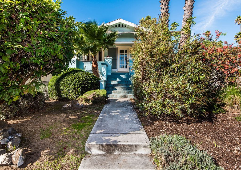 Silver Lake House | Charming 2 Bedroom Bungalow in Trendy Silver Lake