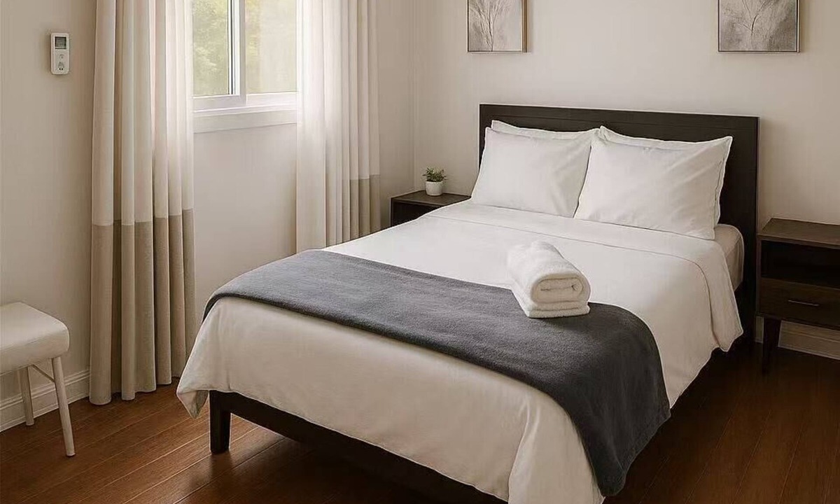 North Central House | Charming 2-bedroom with WiFi and AC in delightful Pasadena