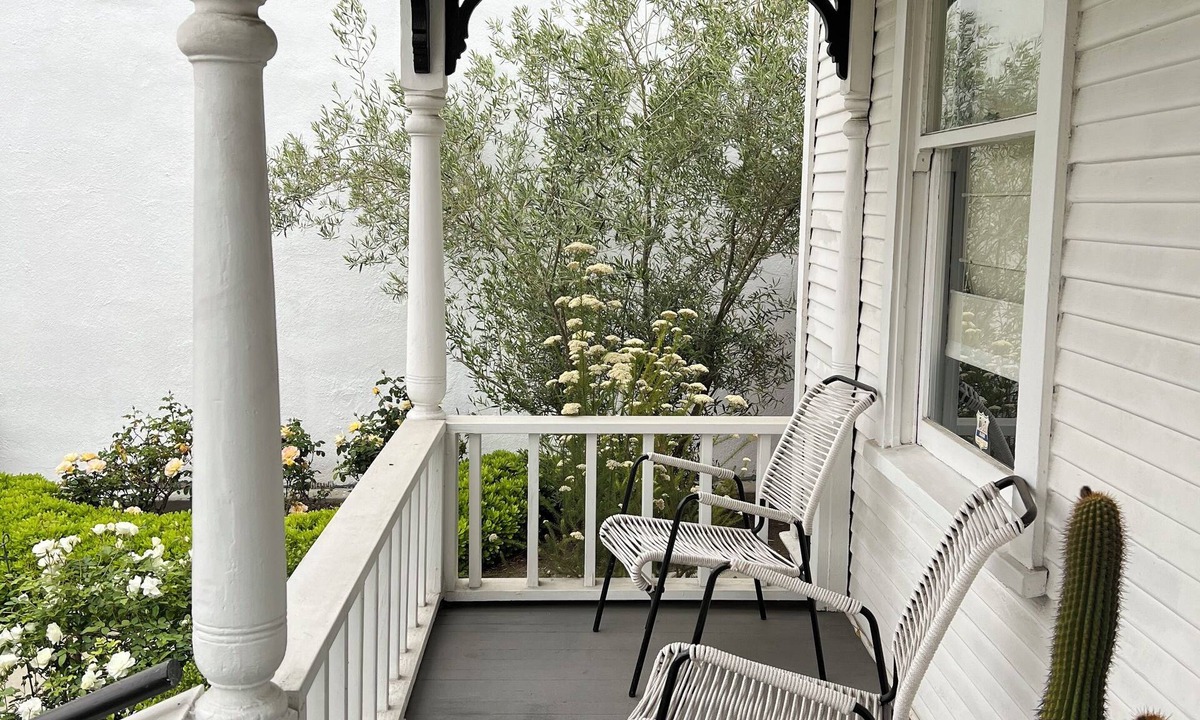Whittier House | Charming, 3-bedroom house in Whittier with WiFi, AC near restaurants and hiking