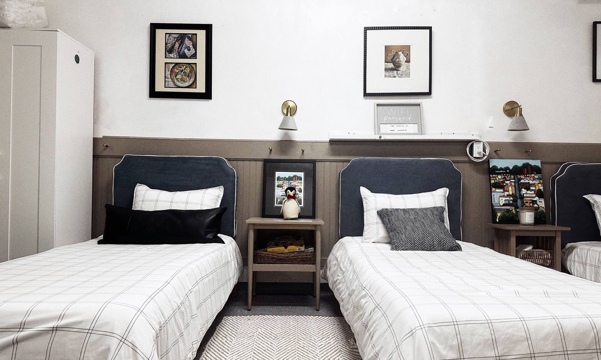 Midway City Condo | Charming 3-bedroom condo, perfect for Disney, Little Saigon, and SoCal Beaches