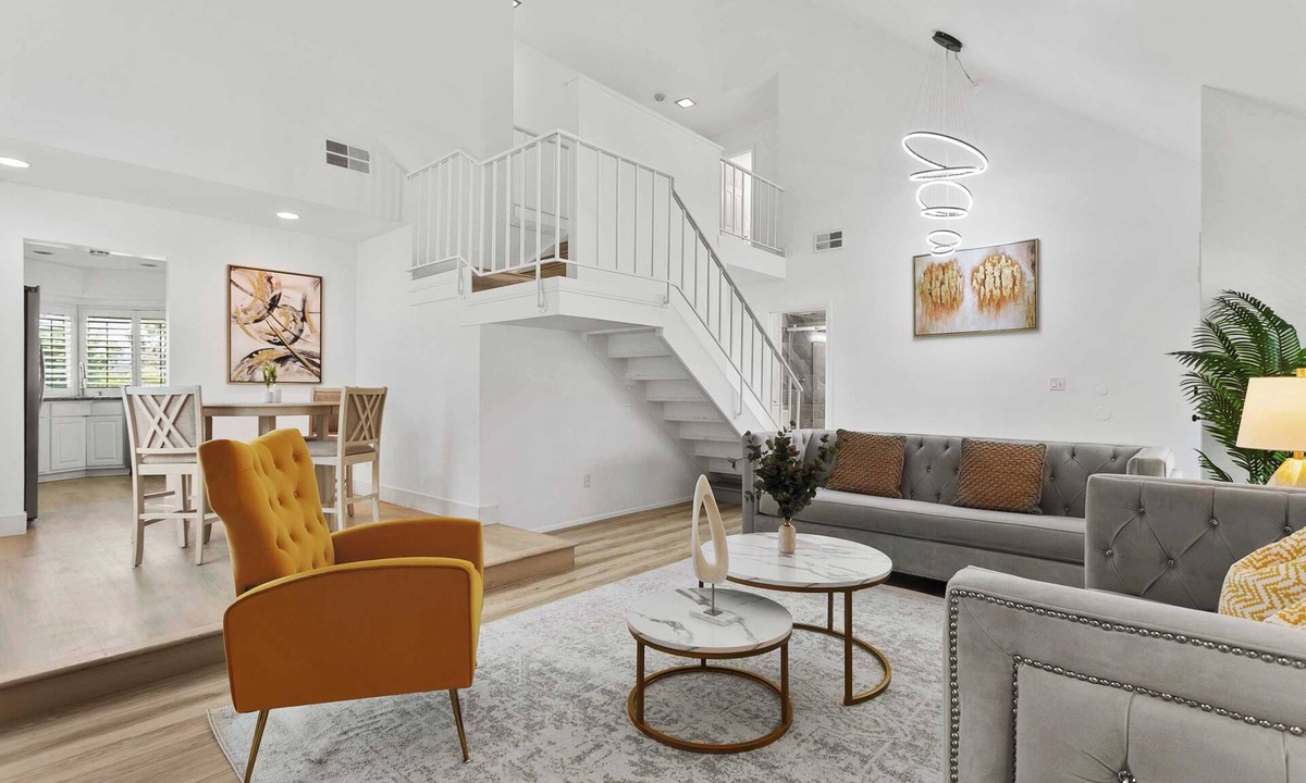 Lake Forest House | Charming 4-bedroom house with WiFi and AC in superb Lake Forest #42087
