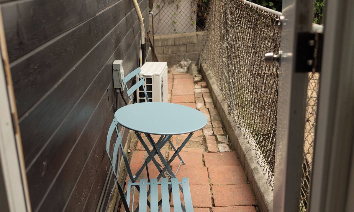 Silver Lake House | Charming bungalow with WiFi and AC in beautiful Silver Lake!