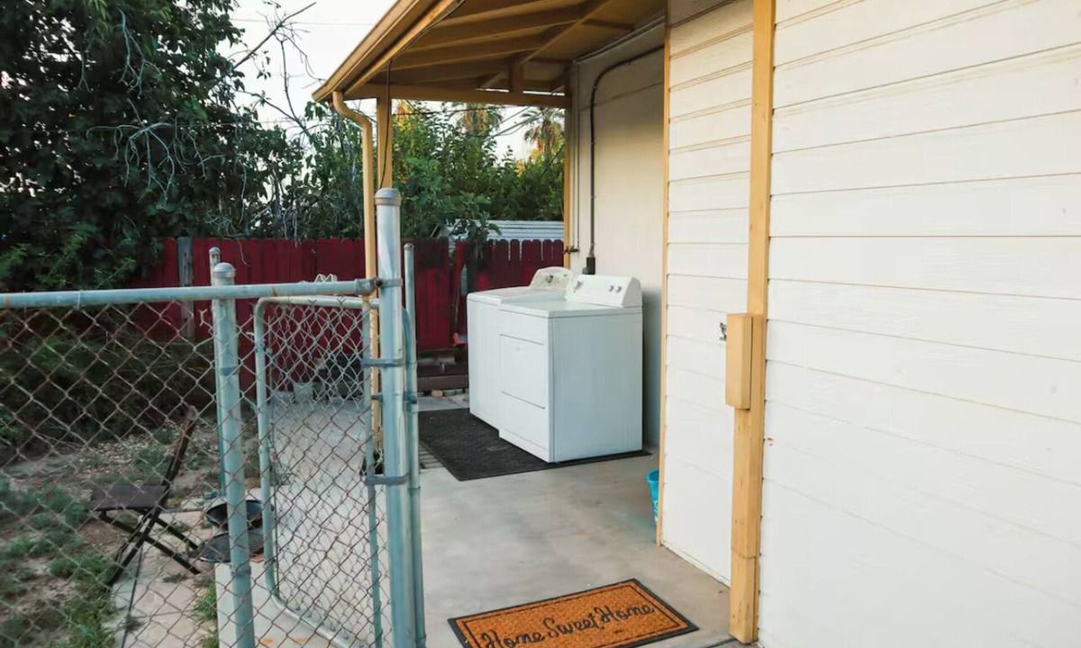 Loma Linda House | Charming bungalow with AC and WiFi in soothing Loma Linda