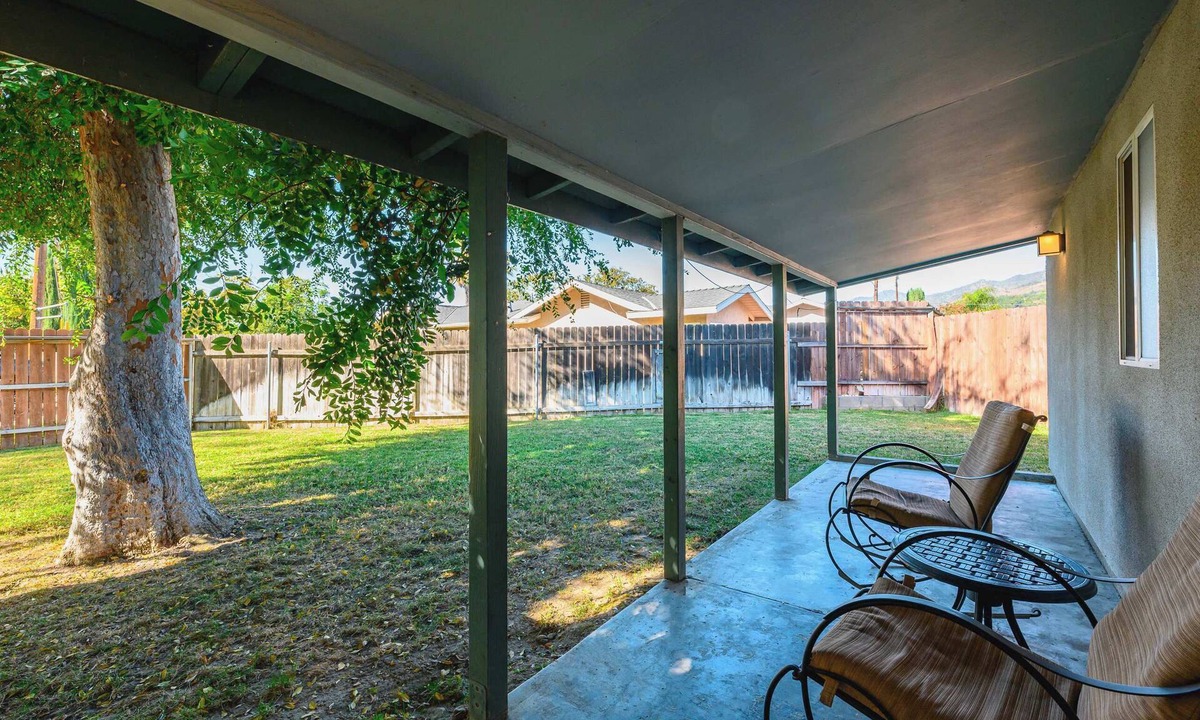 Bonita House | Charming Escape with Stylish Decor & Outdoor Space