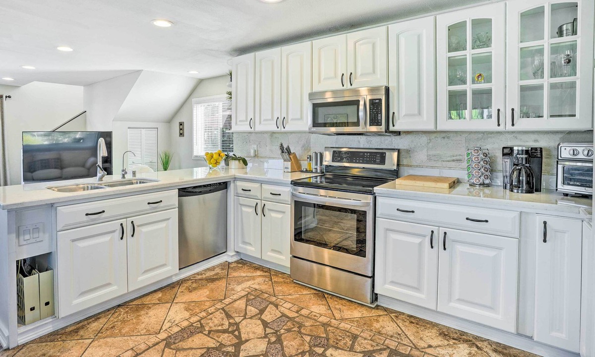 Laguna Hills House | Charming Laguna Hills Home w/Private Hot Tub