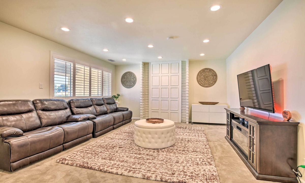 West Carson House | Chic & Spacious Torrance Gem Close to Beaches