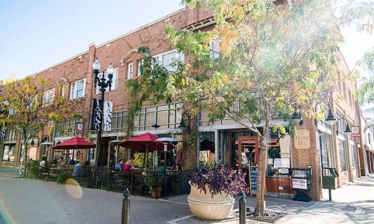 E St Santa Ana | Santa Ana