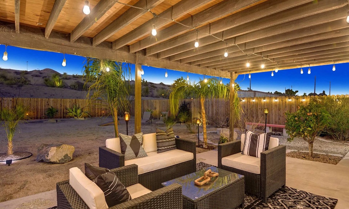 Yucca Valley House | Close to Pioneertown & Joshua Tree! Scenic Desert Views.