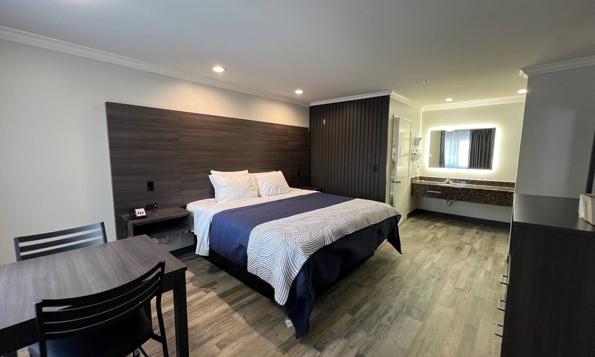 Inglewood Hotel | Cloud 9 Inn LAX
