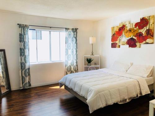 Mid-City House | Coastal Comfort Homestay in Santa Monica