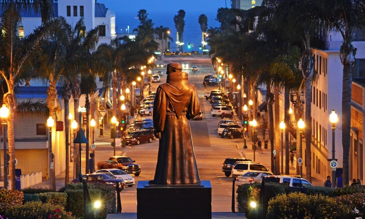 Ventura House | Coastal Getaway W/Spa