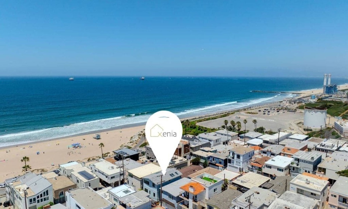 El Porto Apartment | Coastal Home | Steps to Manhattan Beach | Gym