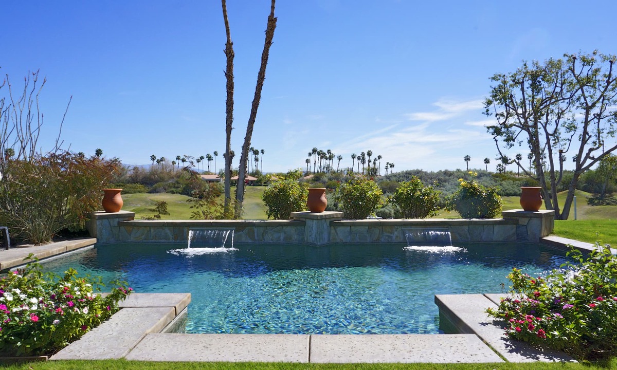 La Quinta House | COME GETAWAY! NEWLY REMODELED! Luxury Home w/pool on Nicklaus permit #064855