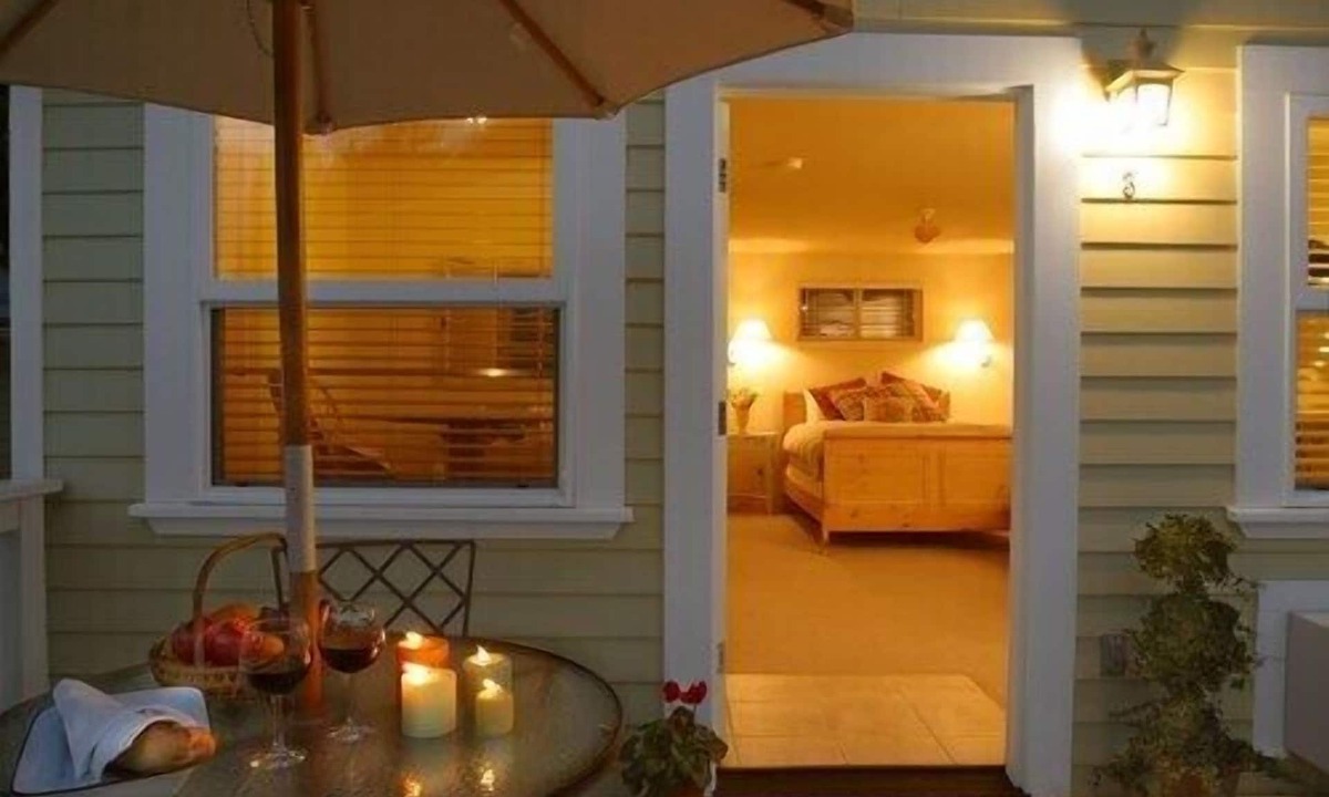 Calistoga Cottage | Comfort and Style in Our Queen Cottage