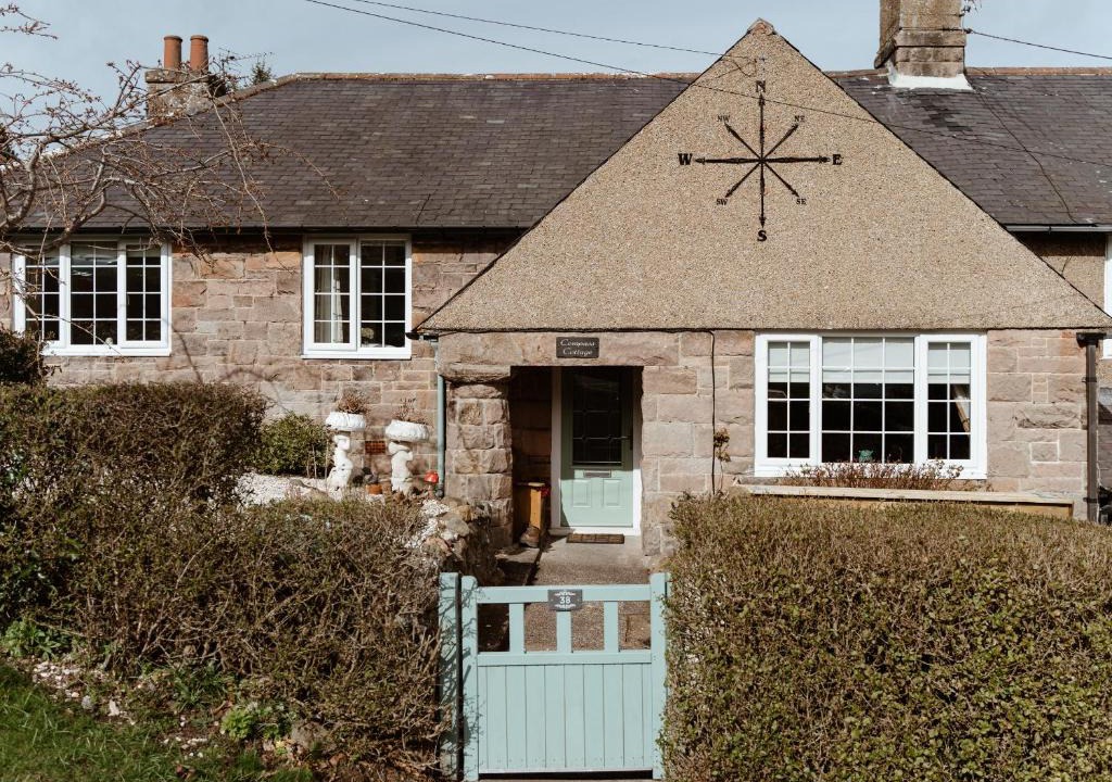 Wooler House | Compass Cottage