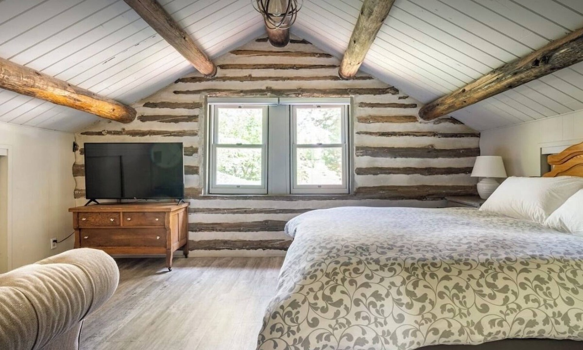 Kernville House | Connect with friends, private river, horses, all natural cedar hot tub