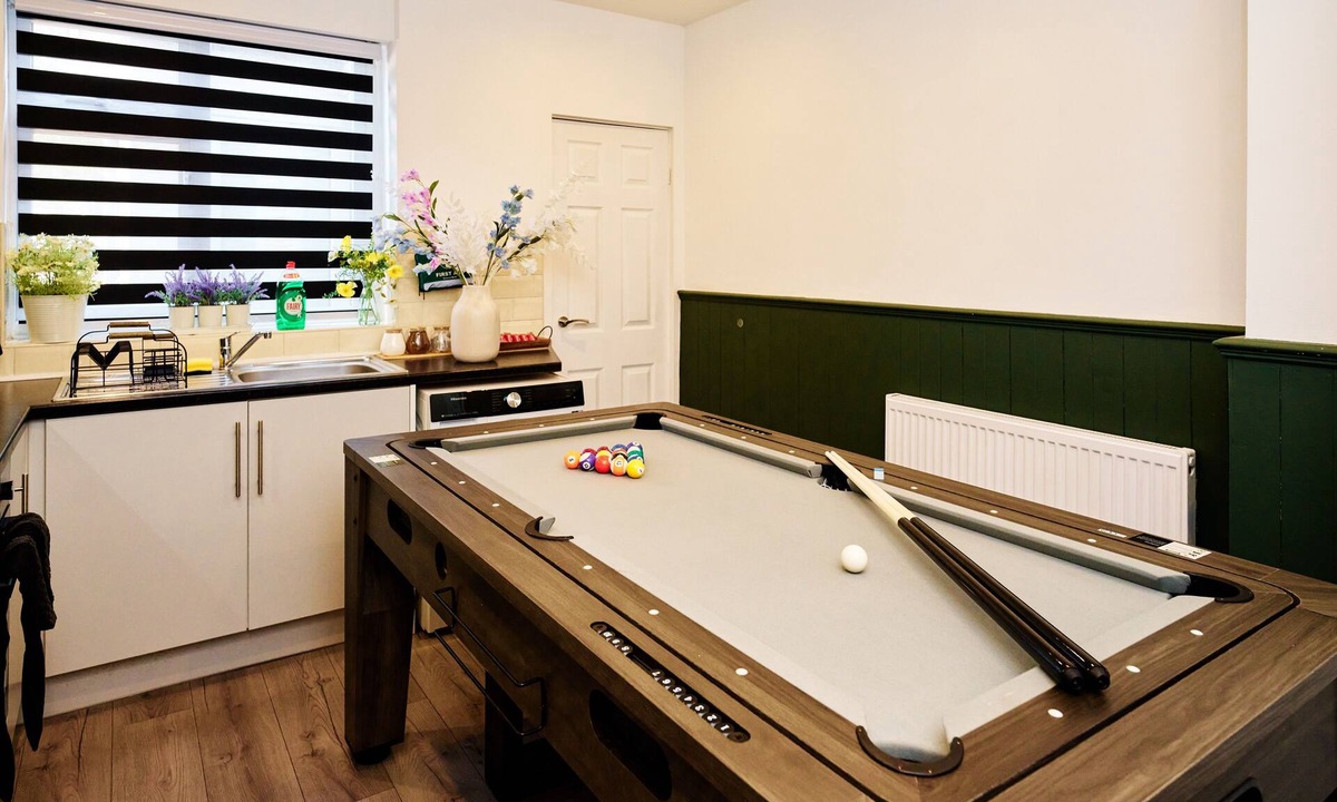 Wyken House | Contractors Accommodation in Coventry by Prospergress Property