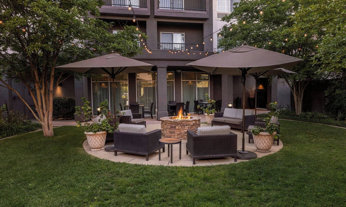 Simi Valley Hotel | Courtyard by Marriott Ventura Simi Valley