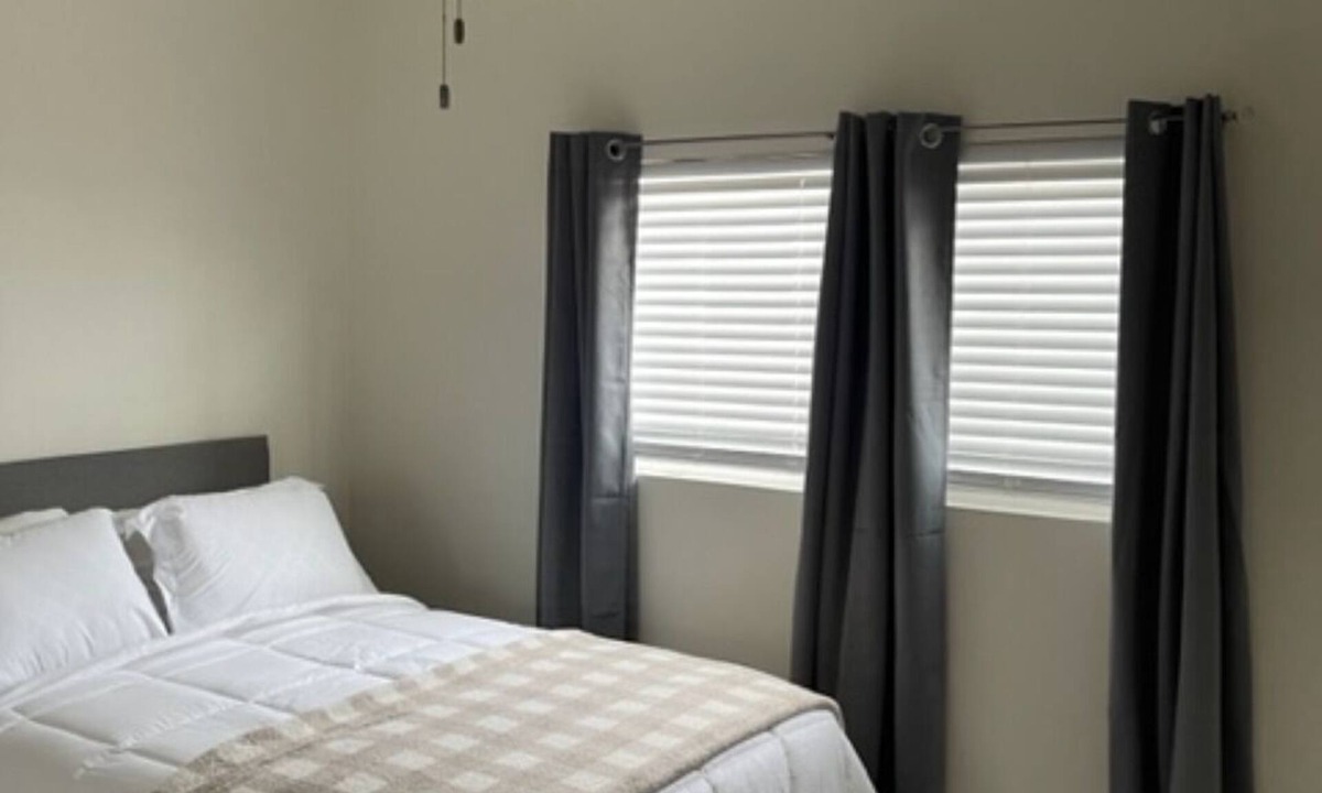 Inglewood Apartment | Cozy 1-bedroom apartment in marvelous Hawthorne near the SPACEX, LAX.