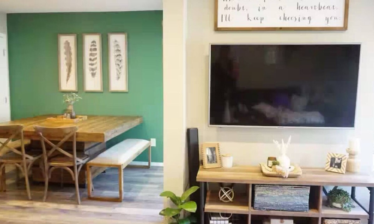 Downtown Riverside Condo | Cozy 2-bedroom condo in peaceful Riverside - Entire Place