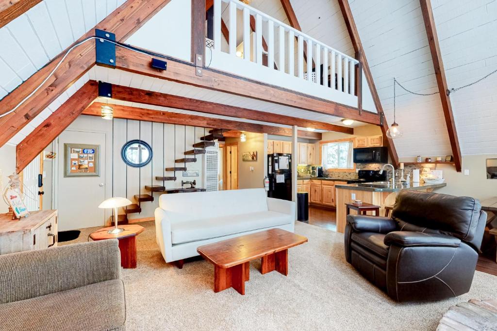 Mountain View Estates House | Cozy Cabin Retreat