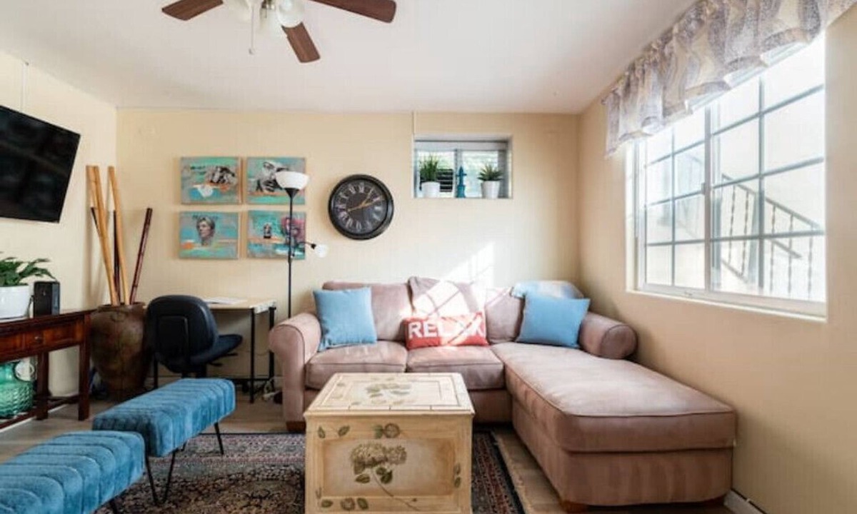 Belmont Heights House | Cozy & charming place, walk to beach, shops & dine